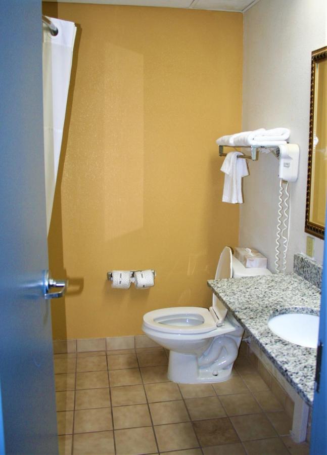 Quality Inn & Suites Kearneysville - Martinsburg Luaran gambar